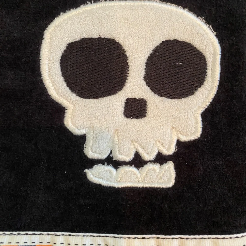 Target Halloween Skull hand towels set of 2